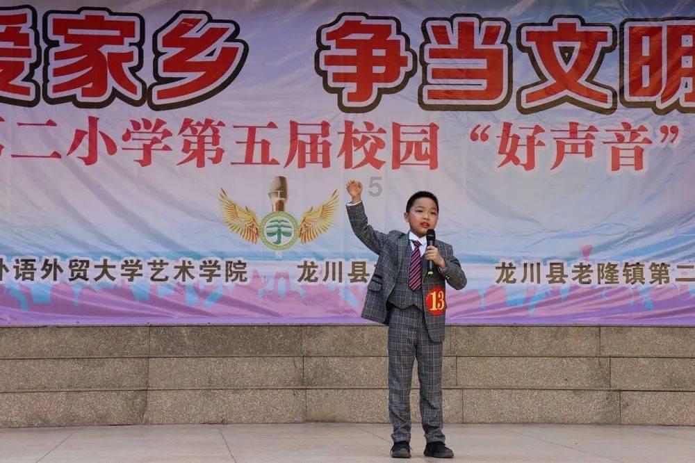 我国自主研制四座氢内燃飞机原型机在沈阳完成首飞