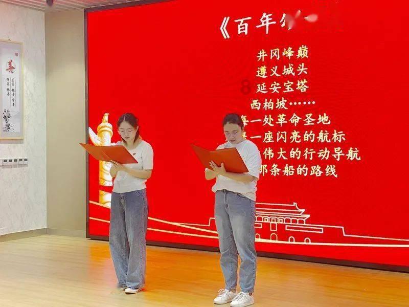 捡到一只流浪狗,浑身脏兮兮臭烘烘,结果洗完澡一看瞬间惊艳!