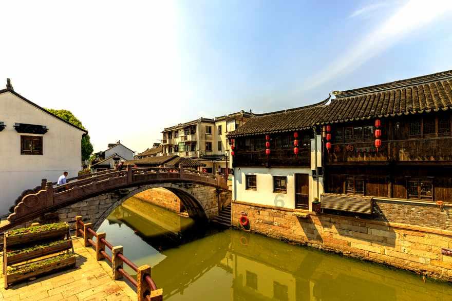 高德康：从中国第一迈向全球领先，为实现“世界羽绒服中国波司登引领新潮流”的目标不懈努力